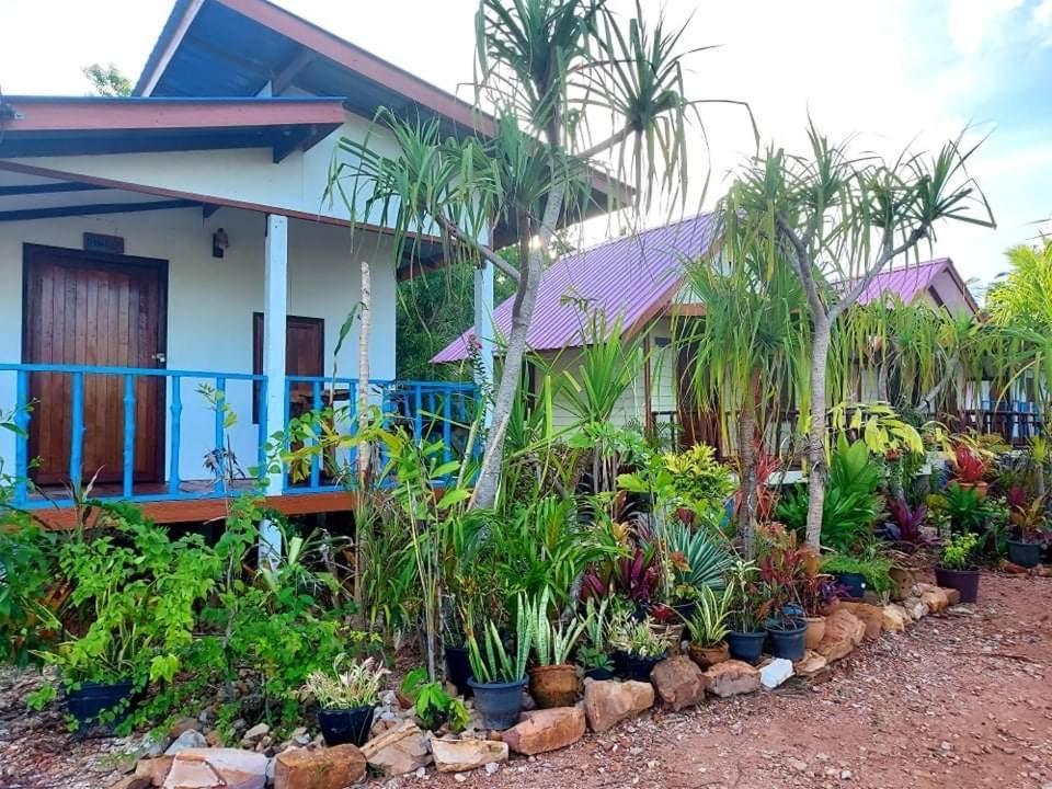 Blue Sky Bungalow Koh Jum Buitenkant foto