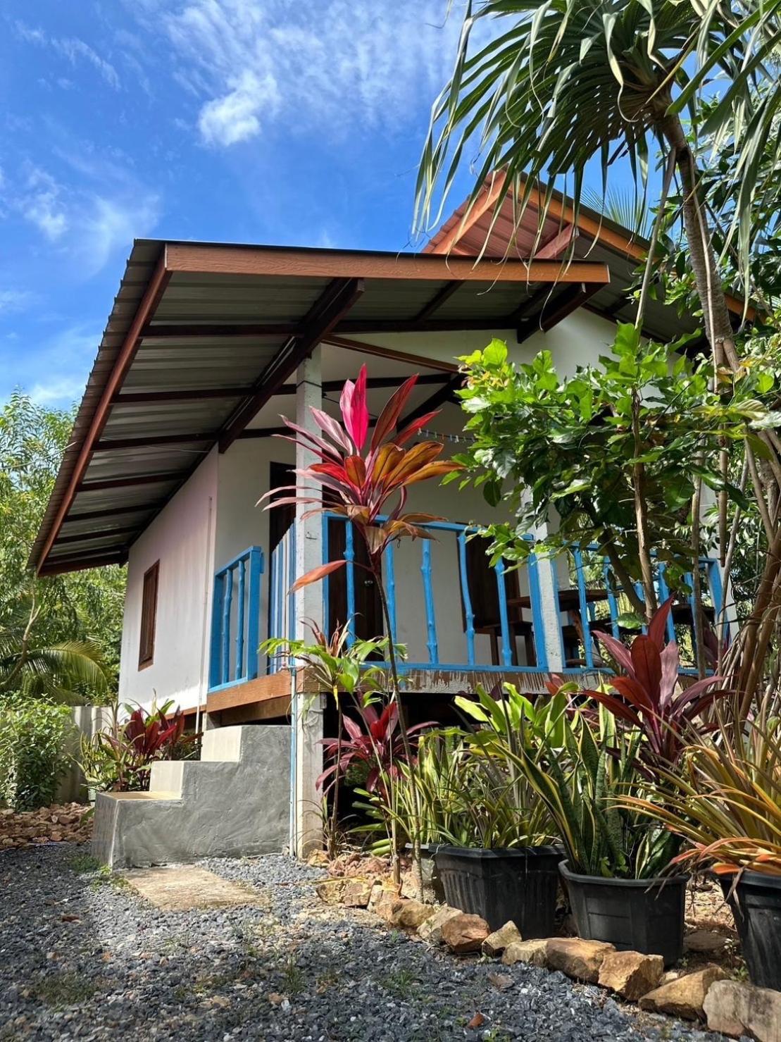 Blue Sky Bungalow Koh Jum Buitenkant foto